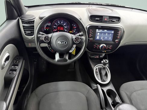 Used 2018 Kia Soul w/ Convenience Package image 10