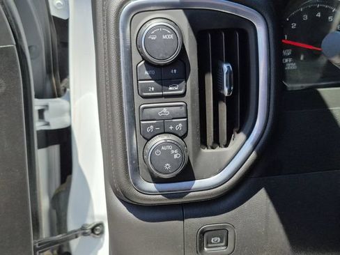 Used 2021 Chevrolet Silverado 1500 LT w/ Bed Protection Package AWD/4WD image 9