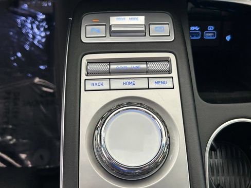 Used 2025 Genesis GV70 2.5T AWD/4WD image 49