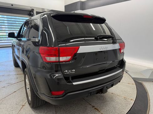 Used 2012 Jeep Grand Cherokee Limited w/ Luxury Group II AWD/4WD image 12