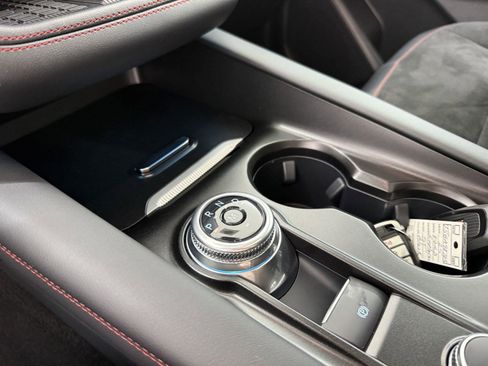 Certified 2025 Ford Explorer ST image 20