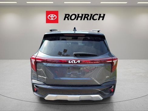 Used 2024 Kia Seltos S AWD/4WD image 5