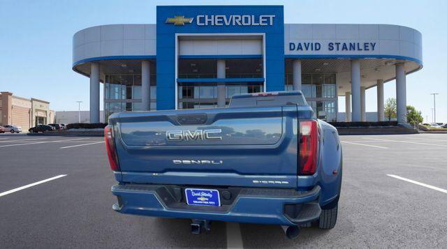 Used 2026 GMC Sierra 3500 Denali Ultimate AWD/4WD image 7