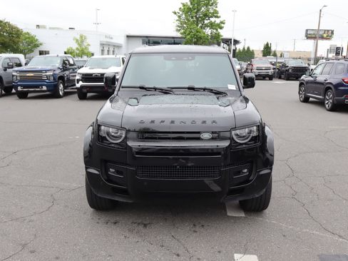 Used 2024 Land Rover Defender 90 X-Dynamic SE AWD/4WD image 15