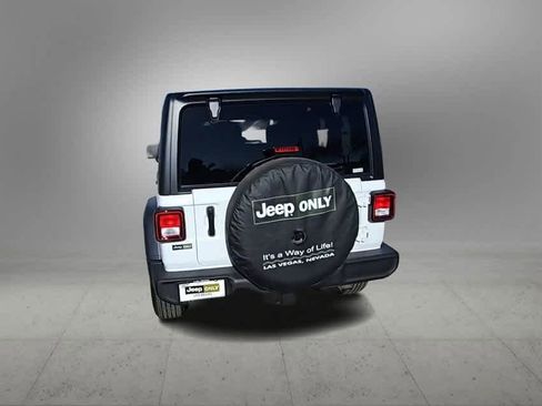 Used 2023 Jeep Wrangler Sport S image 7