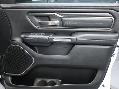 Used 2020 RAM 1500 Limited w/ Body Color Bumper Group image 28
