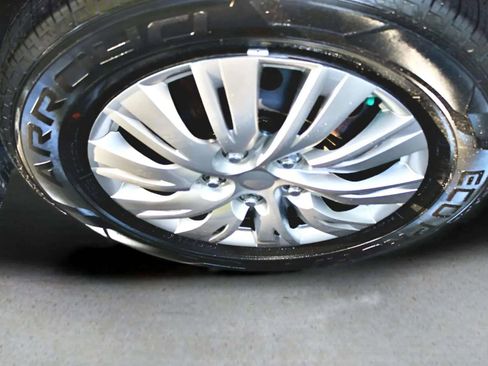 Used 2016 Honda Odyssey LX image 31