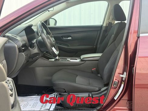 Used 2022 Nissan Sentra SV w/ All-Weather Package FWD image 9