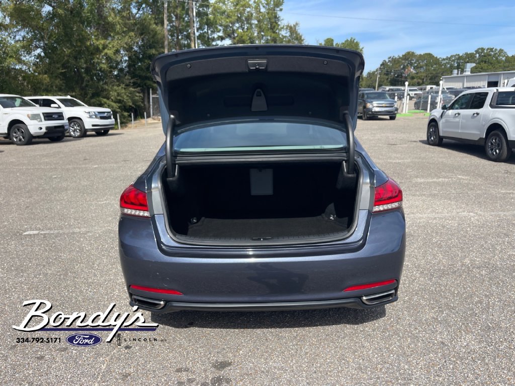 Used 2015 Hyundai Genesis 3.8 w/ Option Group 02 RWD image 14