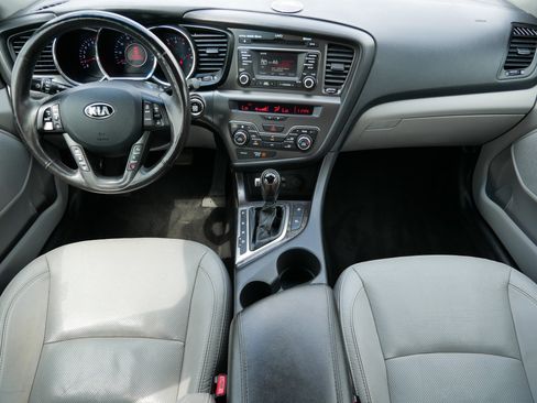 Used 2013 Kia Optima EX w/ Premium Pkg FWD image 10