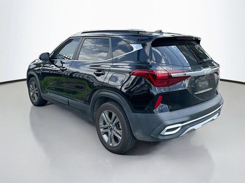 Used 2022 Kia Seltos S FWD image 3