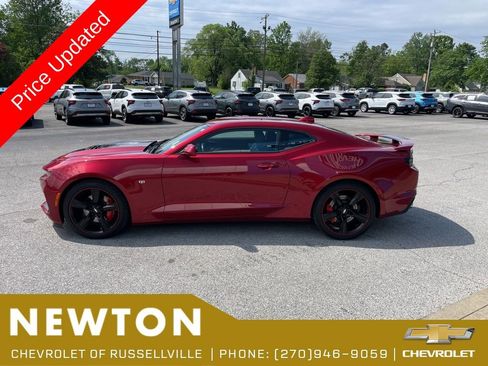 Used 2021 Chevrolet Camaro SS RWD image 33