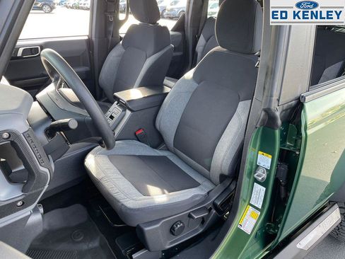 Used 2023 Ford Bronco 4-Door w/ Sasquatch Package image 3