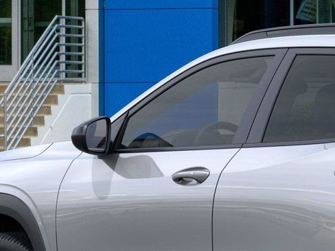 New 2026 Chevrolet Trax RS w/ Driver Confidence Package FWD image 12