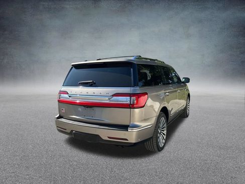 Used 2020 Lincoln Navigator Reserve w/ Luxury Package AWD/4WD image 6
