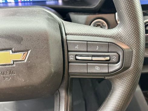 Used 2023 Chevrolet Colorado W/T w/ WT Convenience Package II AWD/4WD image 21