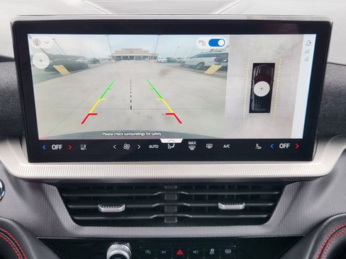 Used 2025 Ford Explorer ST-Line w/ Premium Package image 20