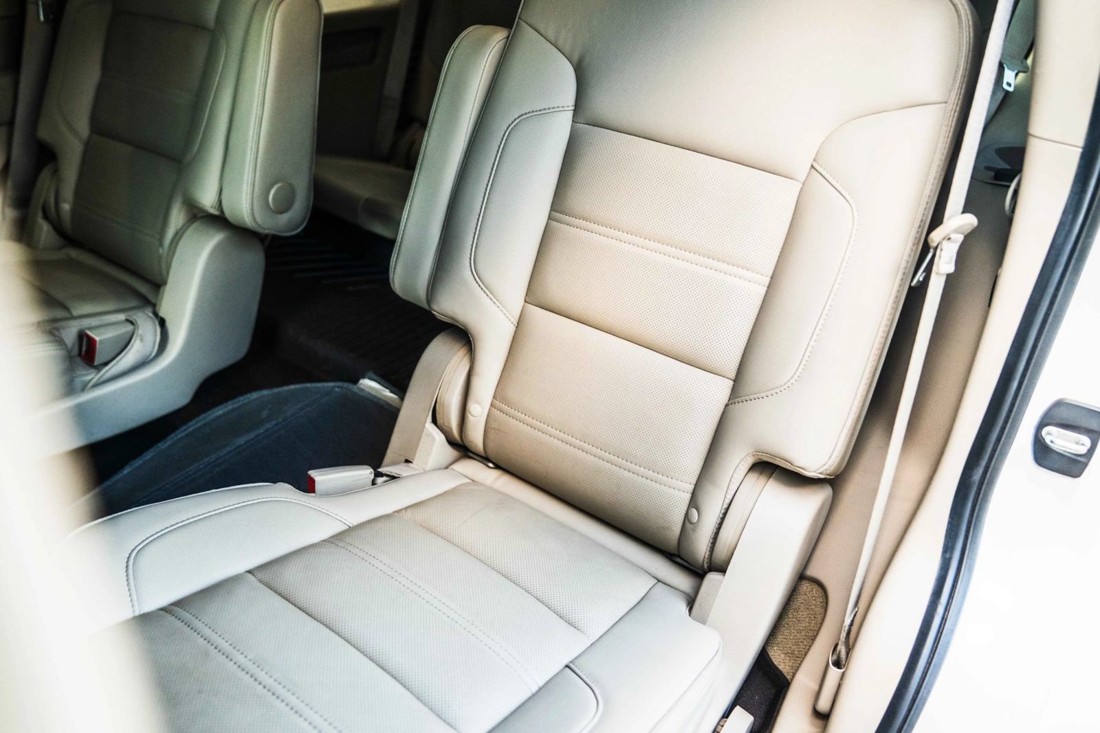Used 2018 GMC Yukon Denali w/ Open Road Package RWD image 27