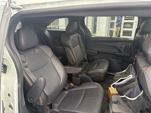 Certified 2023 Toyota Sienna XSE w/ XSE Plus Package image 13