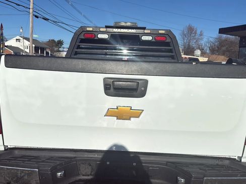 Used 2014 Chevrolet Silverado 3500 LT w/ Interior Plus Package image 7