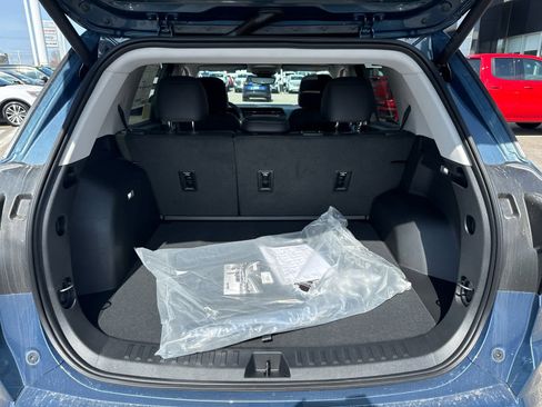 New 2026 GMC Terrain Denali w/ LPO, Black Badging Package image 12