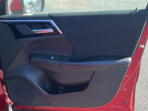 Used 2022 Mitsubishi Outlander ES image 9