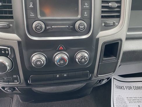 Used 2018 RAM 1500 Express w/ Express Value Package AWD/4WD image 12