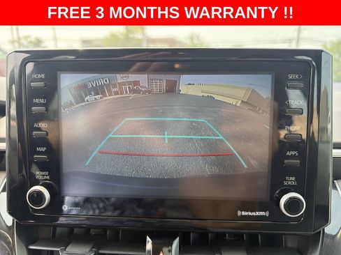 Used 2022 Toyota Corolla LE FWD image 17