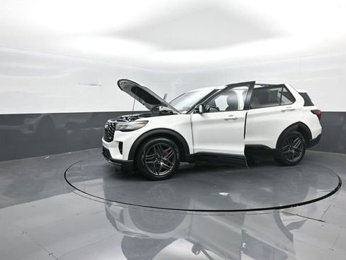 New 2026 Ford Explorer ST w/ Sun And Sound Package image 41