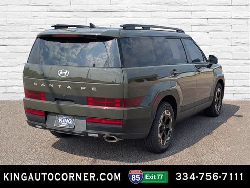 Used 2024 Hyundai Santa Fe SEL FWD image 5