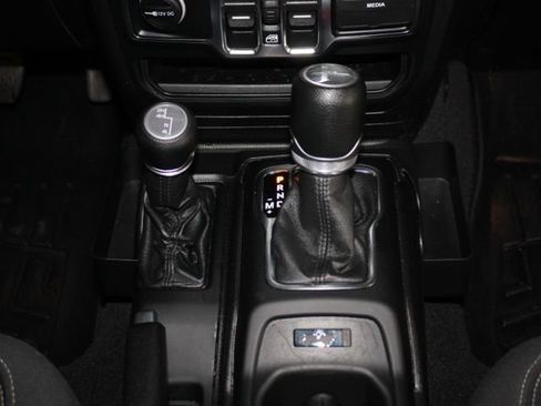 Certified 2021 Jeep Gladiator Sport w/ Quick Order Package 24Q 80Th image 17