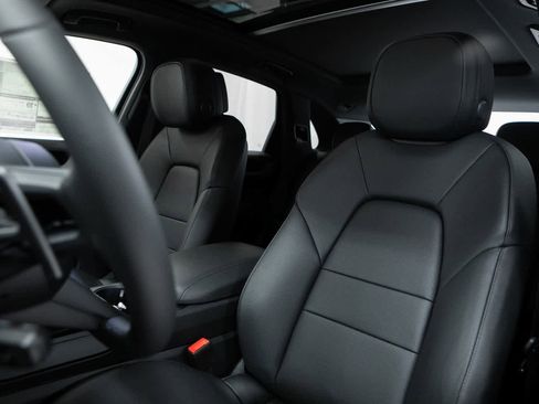 New 2026 Porsche Cayenne image 5