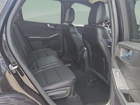 Used 2023 Ford Escape ST-Line w/ Tech Pack #1 FWD image 15