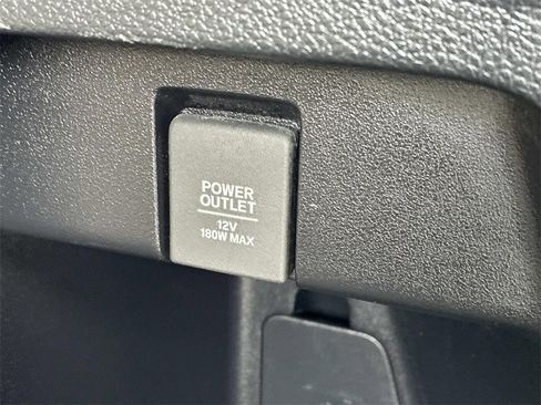 Used 2023 Honda Odyssey Touring image 16