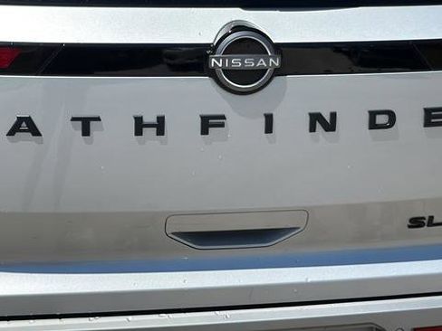 Used 2023 Nissan Pathfinder SL w/ SL Premium Package AWD/4WD image 27