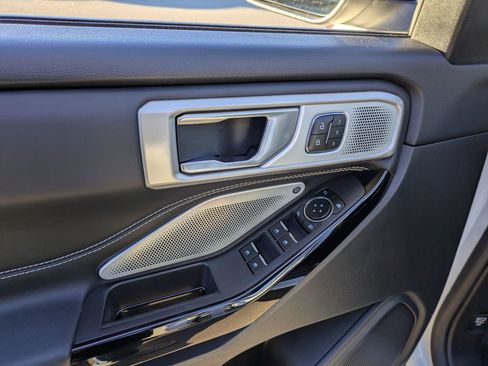 Certified 2023 Ford Explorer ST w/ Equipment Group 401A image 15