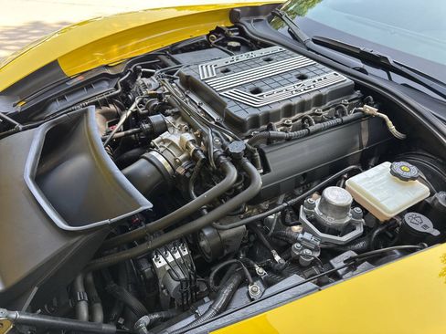 Used 2017 Chevrolet Corvette Z06 RWD image 28