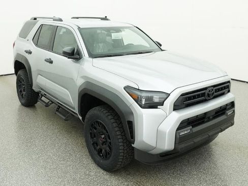 New 2026 Toyota 4Runner SR5 AWD/4WD image 13