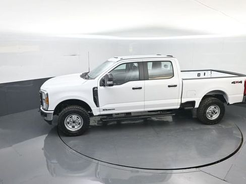 New 2026 Ford F250 XL w/ XL Off-Road Package image 18