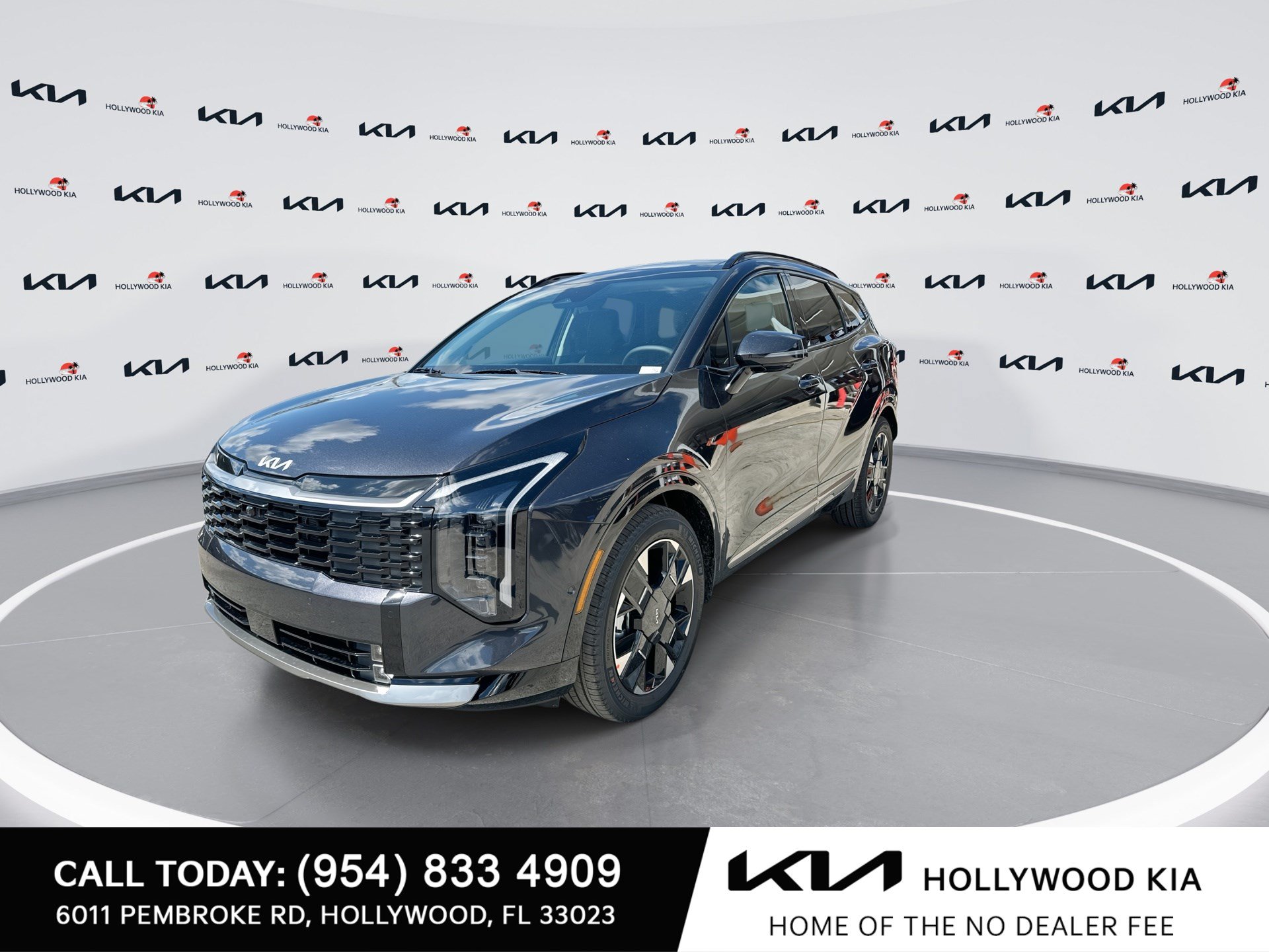New 2026 Kia Sportage SX FWD image 4