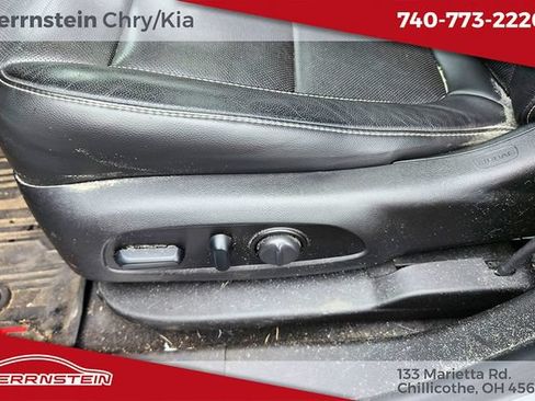 Used 2019 GMC Acadia SLT AWD/4WD image 13