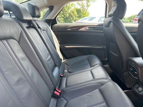 Used 2014 Lincoln MKZ AWD image 23