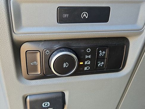 Used 2025 Ford F150 XLT w/ Equipment Group 301A Standard image 25