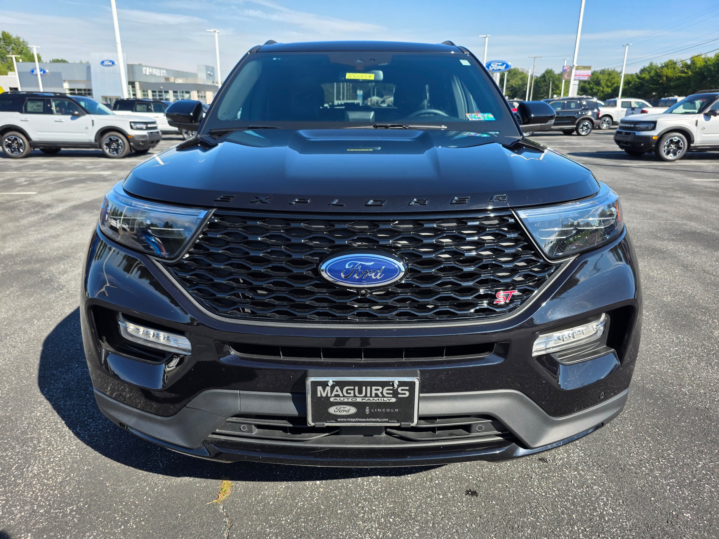 Certified 2023 Ford Explorer ST w/ Equipment Group 401A AWD/4WD image 8