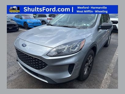 Used 2022 Ford Escape SE w/ Convenience Package