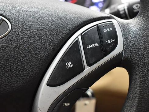 Used 2012 Hyundai Elantra GLS w/ Preferred Pkg 3 FWD image 21