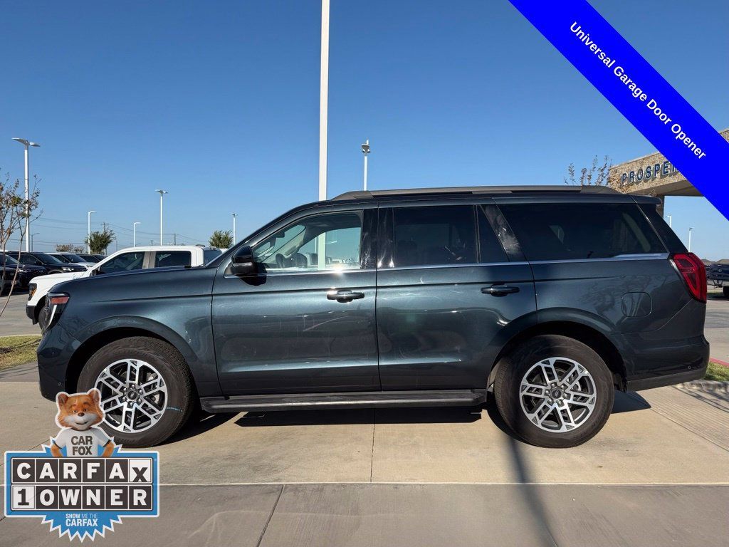 Used 2025 Ford Expedition Active AWD/4WD image 10