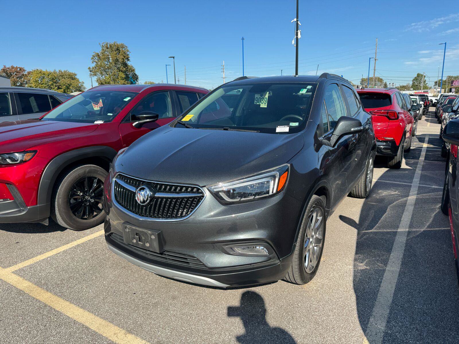 Used 2017 Buick Encore Essence w/ Experience Buick Package AWD/4WD image 2