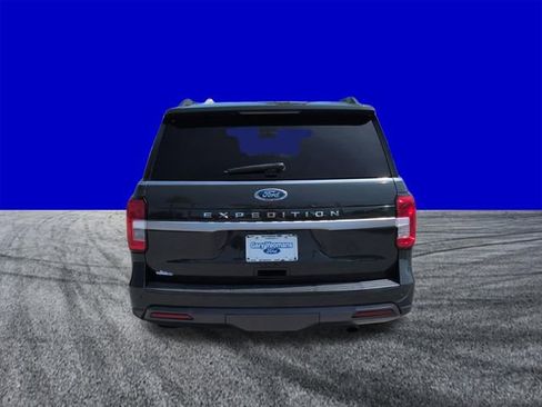 Certified 2022 Ford Expedition XLT AWD/4WD image 5