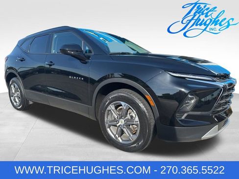 Used 2024 Chevrolet Blazer LT w/ Convenience Package FWD image 1